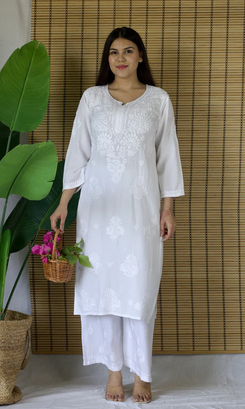Hand Embroidered chikankari set